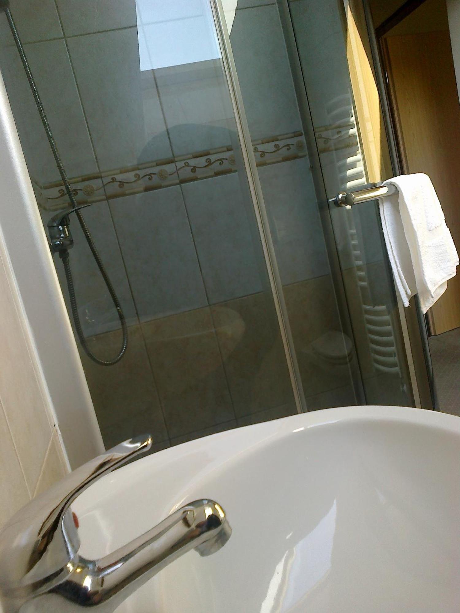 Hotel Györgyey Kastély Panzió és Étterem à Tápiógyörgye Extérieur photo