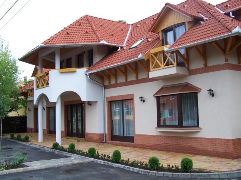 Hotel Györgyey Kastély Panzió és Étterem à Tápiógyörgye Extérieur photo